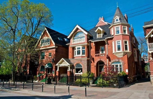 Madison Manor Boutique Hotel