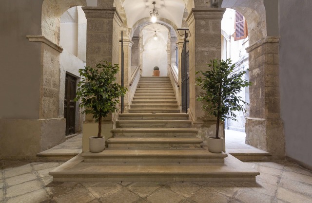 Maecò Ortigia B&B