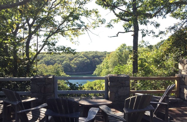 Magical secluded cottage overlooking a Kettle Pond just two miles from the Beach