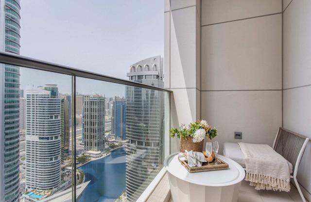 Magnificent 2BR Apt w/Partial Lake views in JLT!