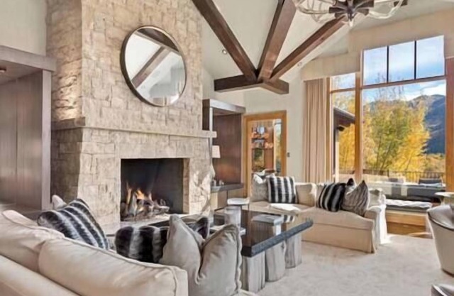 Magnificent 6 bedroom house