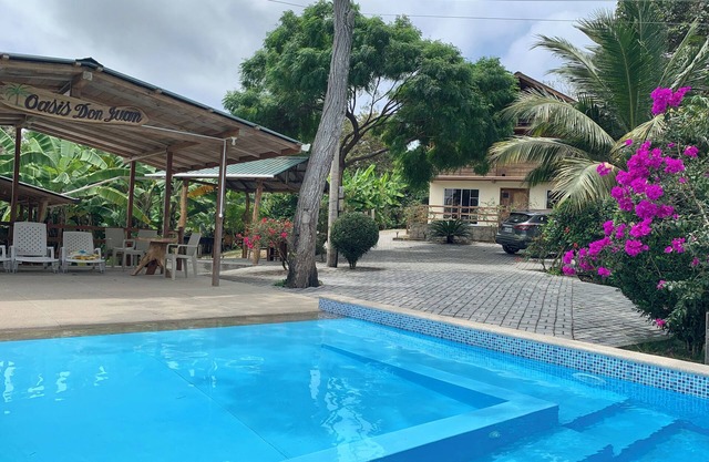 Magnificent country house with infinity pool with sea view