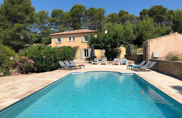 Magnificent family villa with heated pool near village