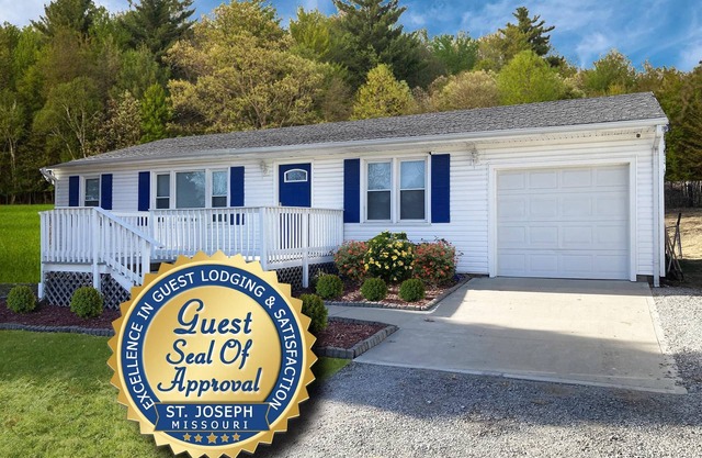 Magnificent Location! Clean 3-Bedroom Home!