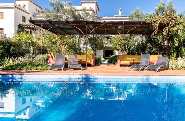 Magnificent rural house and private pool
