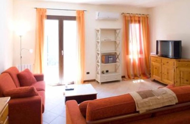 MAGNIFICENT, WARM APARTMENT IN THE HEART OF A TYPICAL SICILIAN VILLAGE!