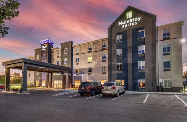 MainStay Suites