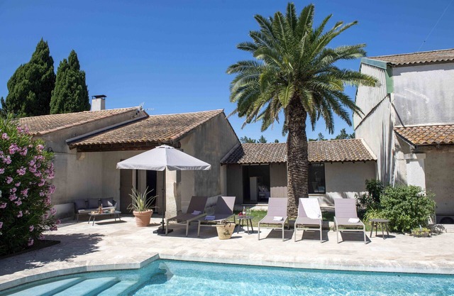 Maison Belleviste - private swimming pool within w