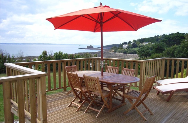 Maison de la Plage direct access to the sandy beach Sea view