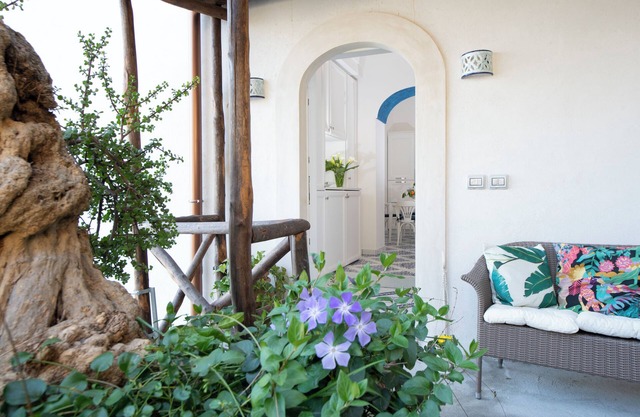 Maison Don Rafé is a small cottage.