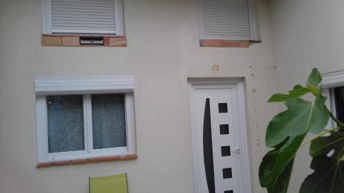 Maison POUR OUVRIERS seulement PAS DE TOURISME, NI FAMILLE