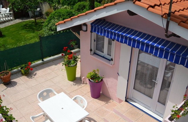 Maisonnette de charme avec cour - pour 2 personnes