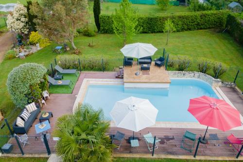 Maloan, gite avec piscine