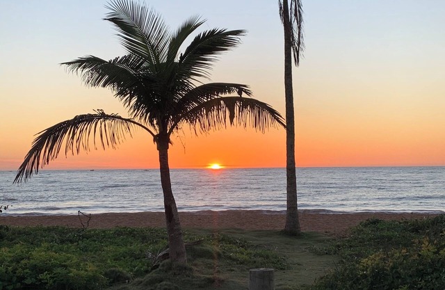 Manguinhos Mansion, a nature retreat in front of the sea