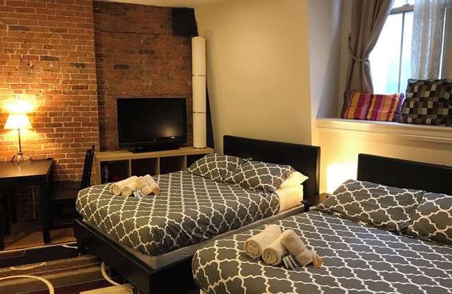Manhattan Family Studio near Empire State Building.