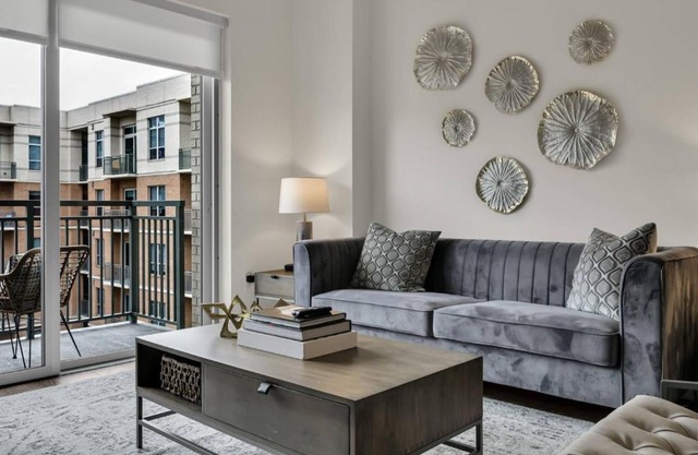 Manhattan Suite - 723