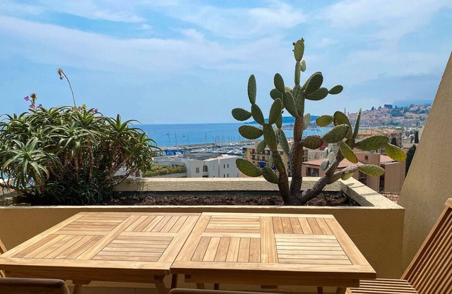 Mansfield vue Carte Postale Terrasse Piscine 2