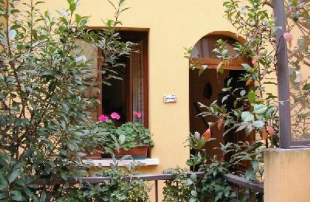 Mantova: houses/villas - 3 rooms - 4/5 persons