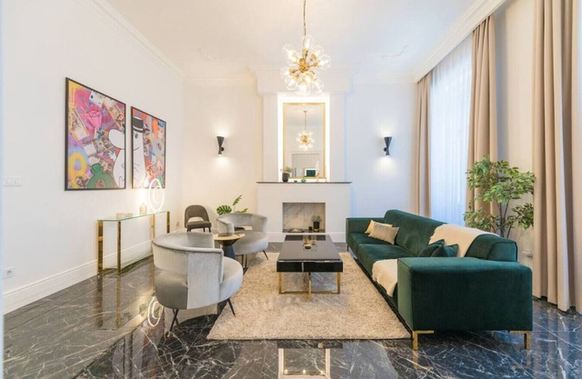 Marble inn - Budapest