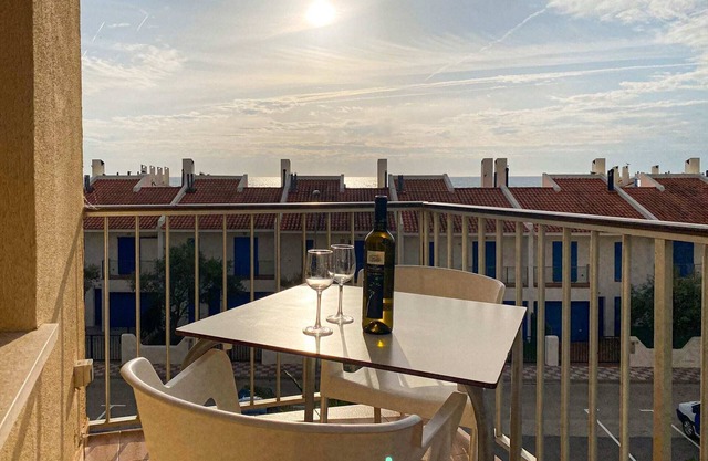 MARE NOSTRUM: Apartment 3 min from the beach
