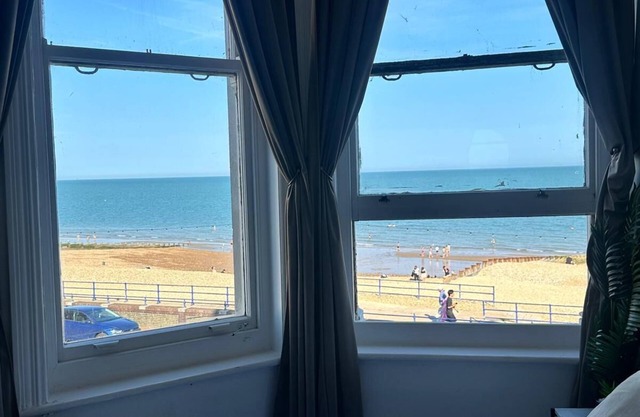 Marine Parade Hotel