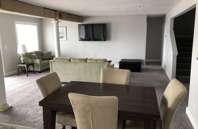 Mariners Cove (4-Bedroom Cottage) - Pets Allowed by RedAwning