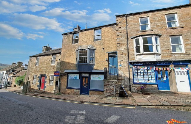 Market House Apartment - Victorian Charm & Central Location
