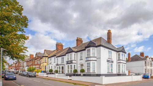 Marlborough Hotel