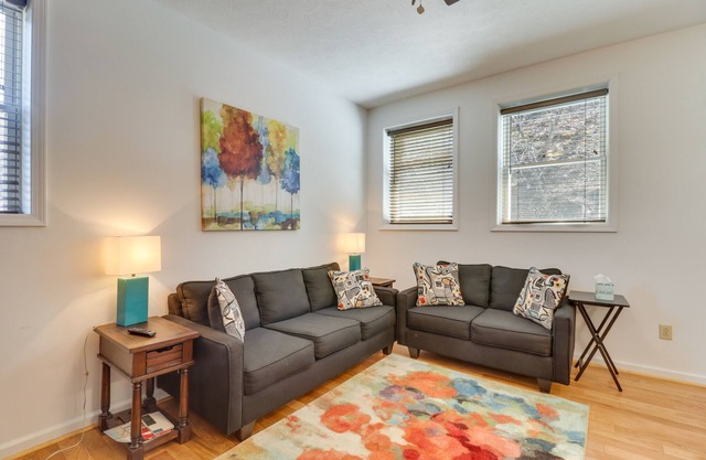 Marlinton Vacation Rental on Riverfront Trail!
