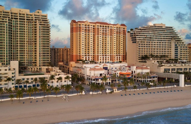 Marriott BeachPlace Tower. One bedroom villa!