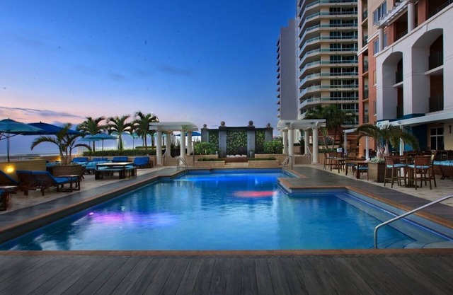 Marriott's BeachPlace Towers 2 Bedroom Villa