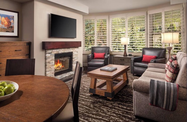Marriott’s StreamSide-Evergreen 2 Bedroom Villa in Vail
