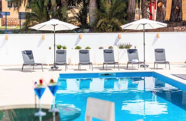 MARTA BEACH 3 - Ideal apartment for 2 just 50 meters from La Fustera beach