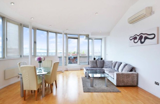 Marvelous 2-bedroom apartment with balcony in the heart of Nottingham