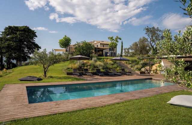 Mas 25 pers - Un Nid en Provence