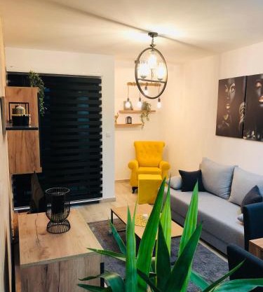 Masha Apartment
