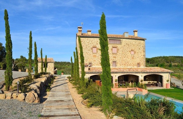 Masia Laveña - Very Comfortable And Traditional House