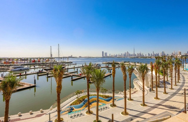Massive Balcony Harbour View Luxury 2 Bedroom
