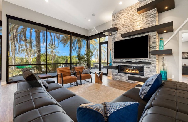 Massive Private 9-bedroom 28 bed + all the amenities Estate
