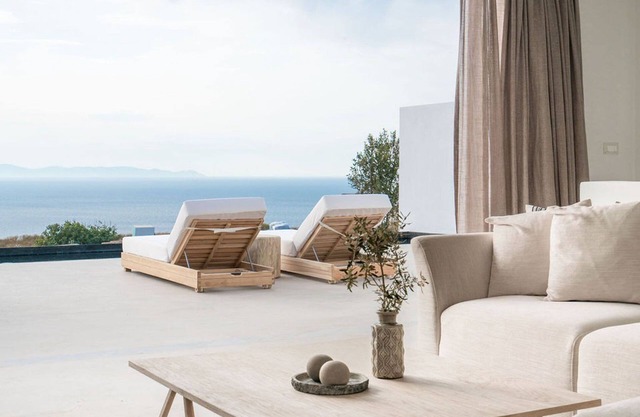 Master Santorini Villa | 4 Bedrooms | Villa Paradiso Marino | Private Heated.