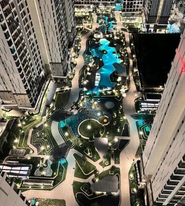 Masteri centre point