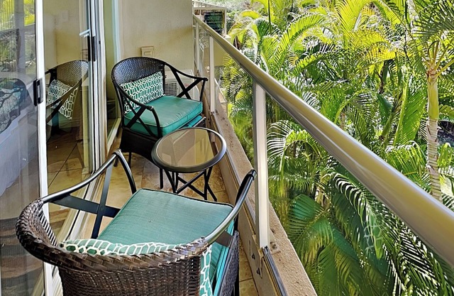 Maui Banyan T-305A | Steps From All the Fun!