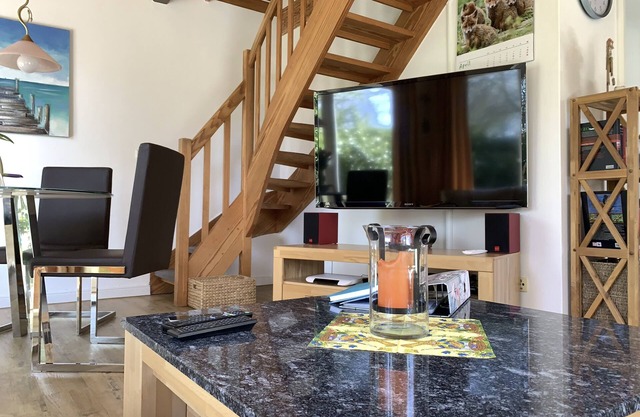 Maxe house, Paula house - golf course, beach and surfing area within walking distance