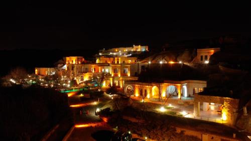 MDC Cave Hotel
