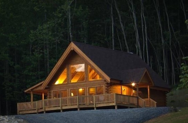 Meadow View Cabin, a deluxe log home near Lexington VA.