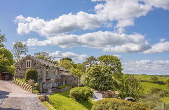 MEAVY COTTAGE, family friendly, luxury holiday cottage in Cornworthy