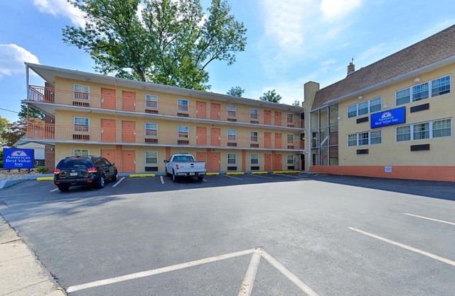 Media Inn & Suites
