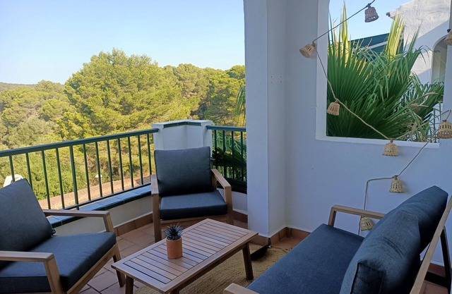 Menorca: Apartment with golf view
