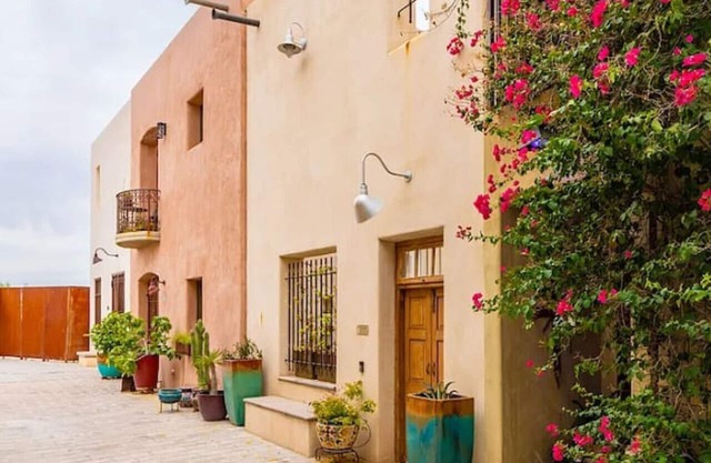 Mercado San Agustin/2 BR 2.5 BA/Garage/Patio