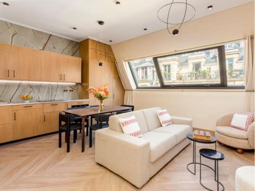 Merveil - Signature Suite - Tour Eiffel - Desaix I